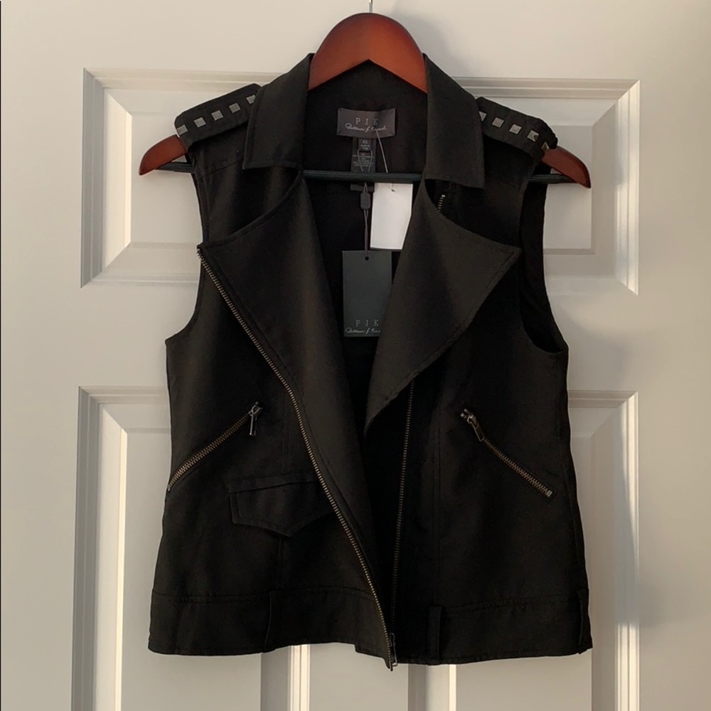 PJK Patterson J. Kincaid Black Vest